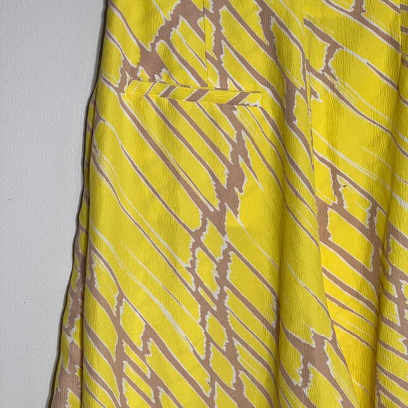 Forever 21 Contemporary Flare Leg High Rise Pants Lightweight Womens Size Small - Picture 6 of 6